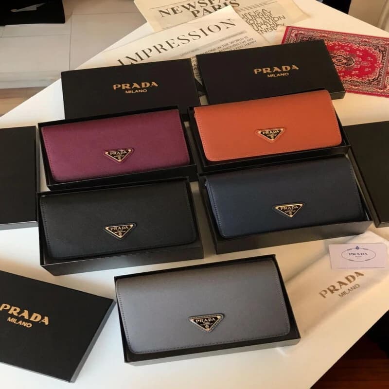 شنطة برادا PRADA النسائية الفاخرة