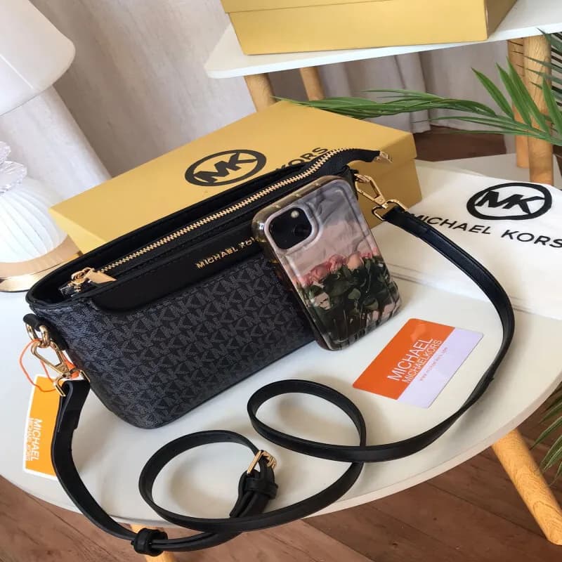 Michael Kors Women's Bag | Unparalleled Luxury in Every Detail