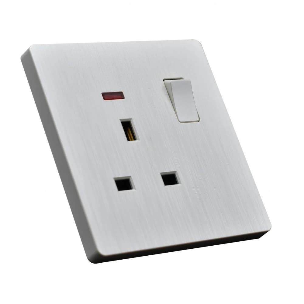Three-13amp-prong electrical plug with switch and indicator light -7x7