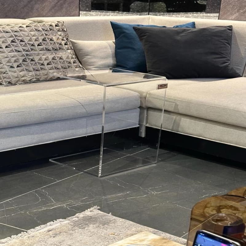 T8 Serving Table | Durable & Stylish