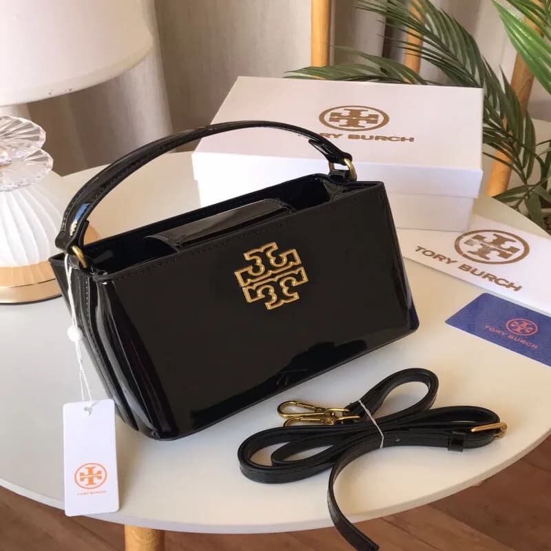 Tory Burch Women's Bag: Elegance and Quality in Every Detail