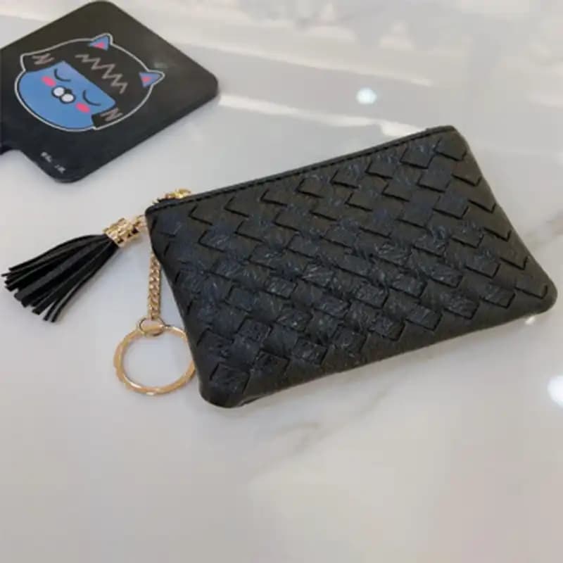  محفظة نسائية من الجلد بلون أسود